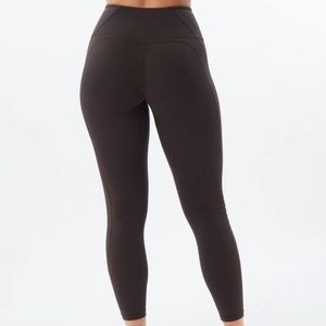 Alphalete Pulse Surge Legging